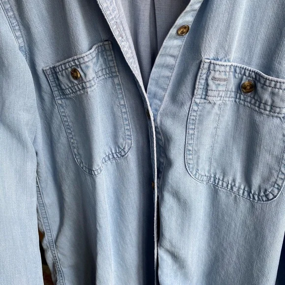 Chaps Denim Long Sleeve Shirt Size Medium classic faded - Picture 4 of 6